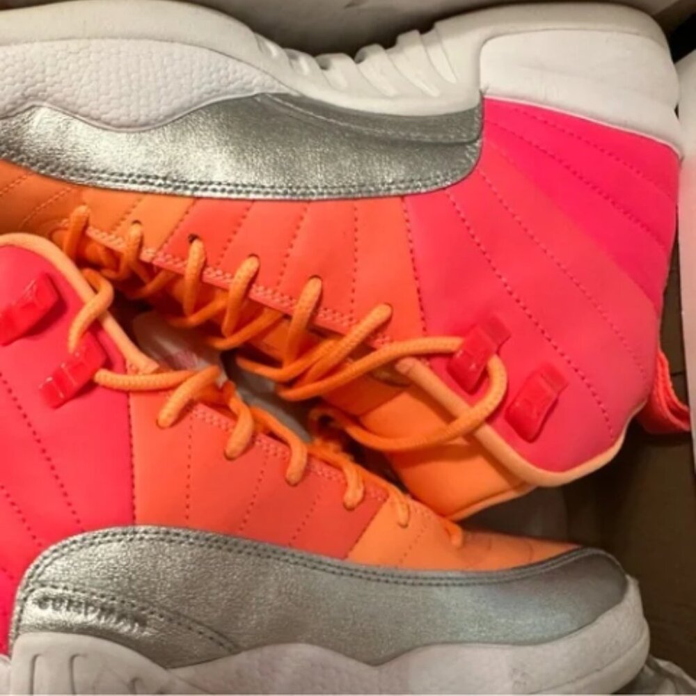 Air Jordan 12 Retro GS 'Sunrise' US Size 4.5Y •6W•36.5EUR (Preloved no box)